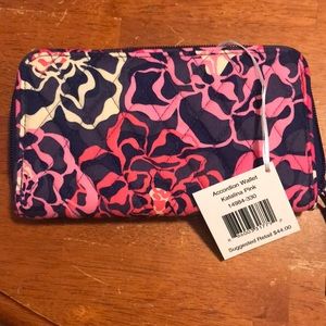 Vera Bradley accordion wallet New Katalina Pink